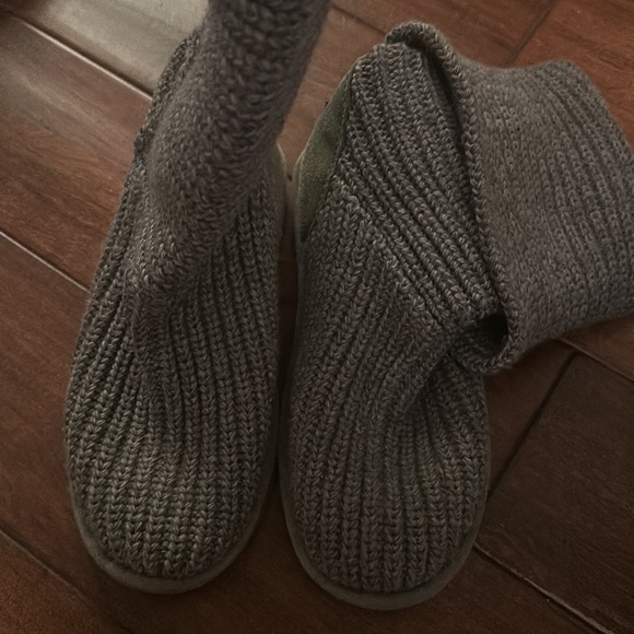 Ugg boots - Picture 3 of 4